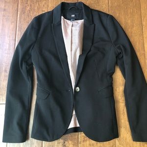 H&M black blazer